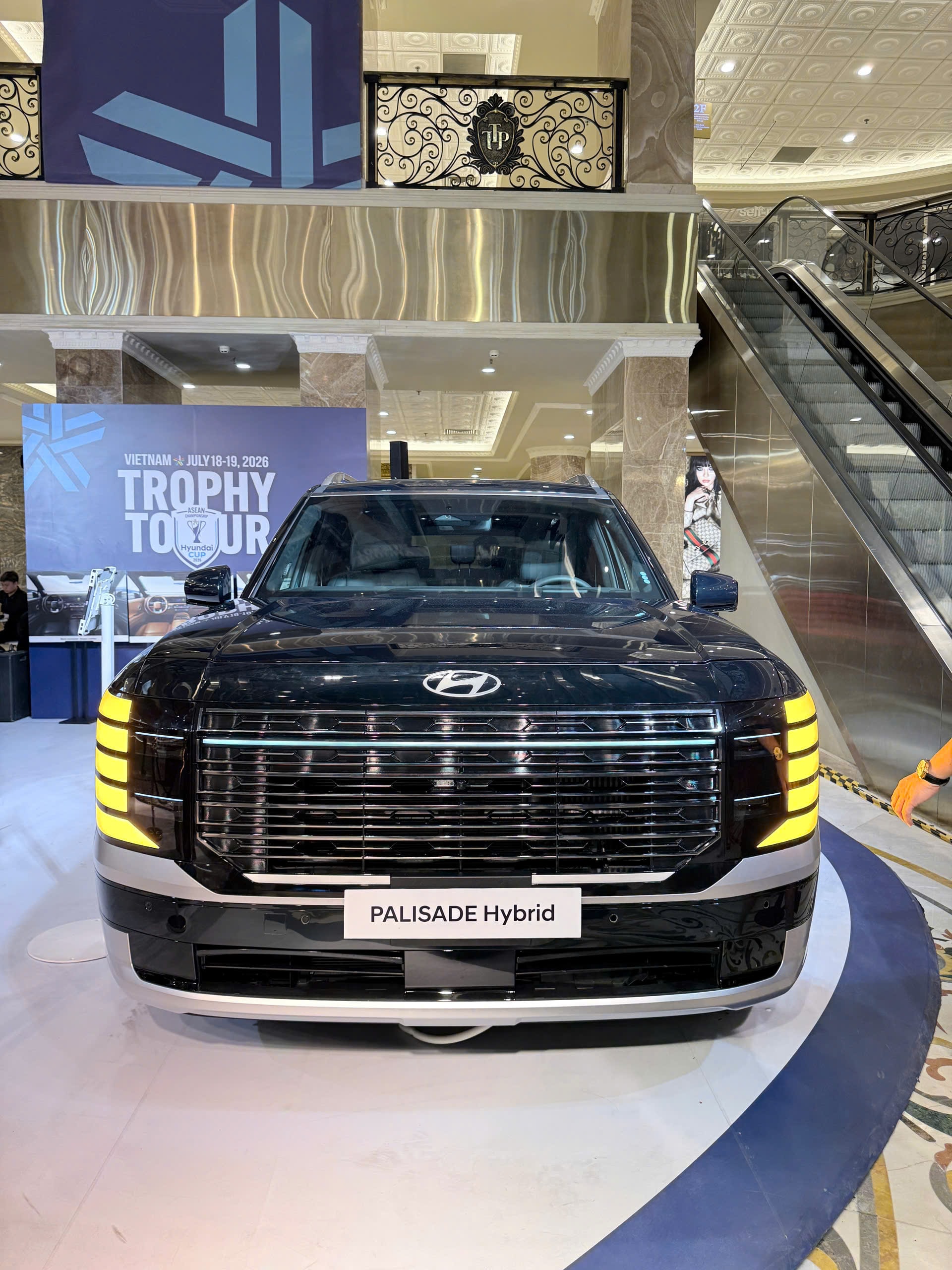 Hyundai All New Palisade Hybrid 2026 nhìn chính diện trong ảnh tài liệu dự án