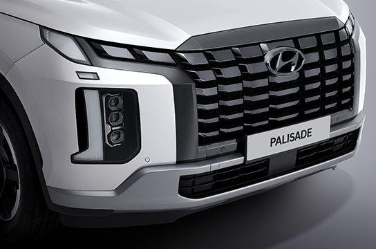 Cận cảnh lưới tản nhiệt sơn đen bóng của Hyundai Palisade