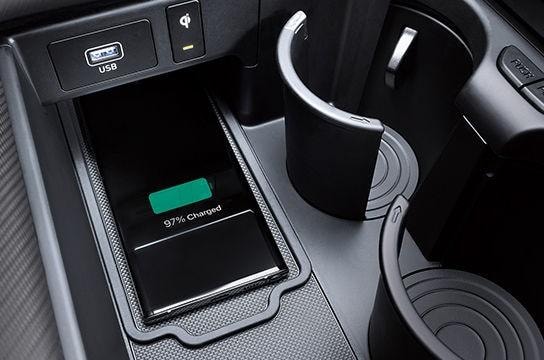 Khay sạc điện thoại không dây trên Hyundai Palisade