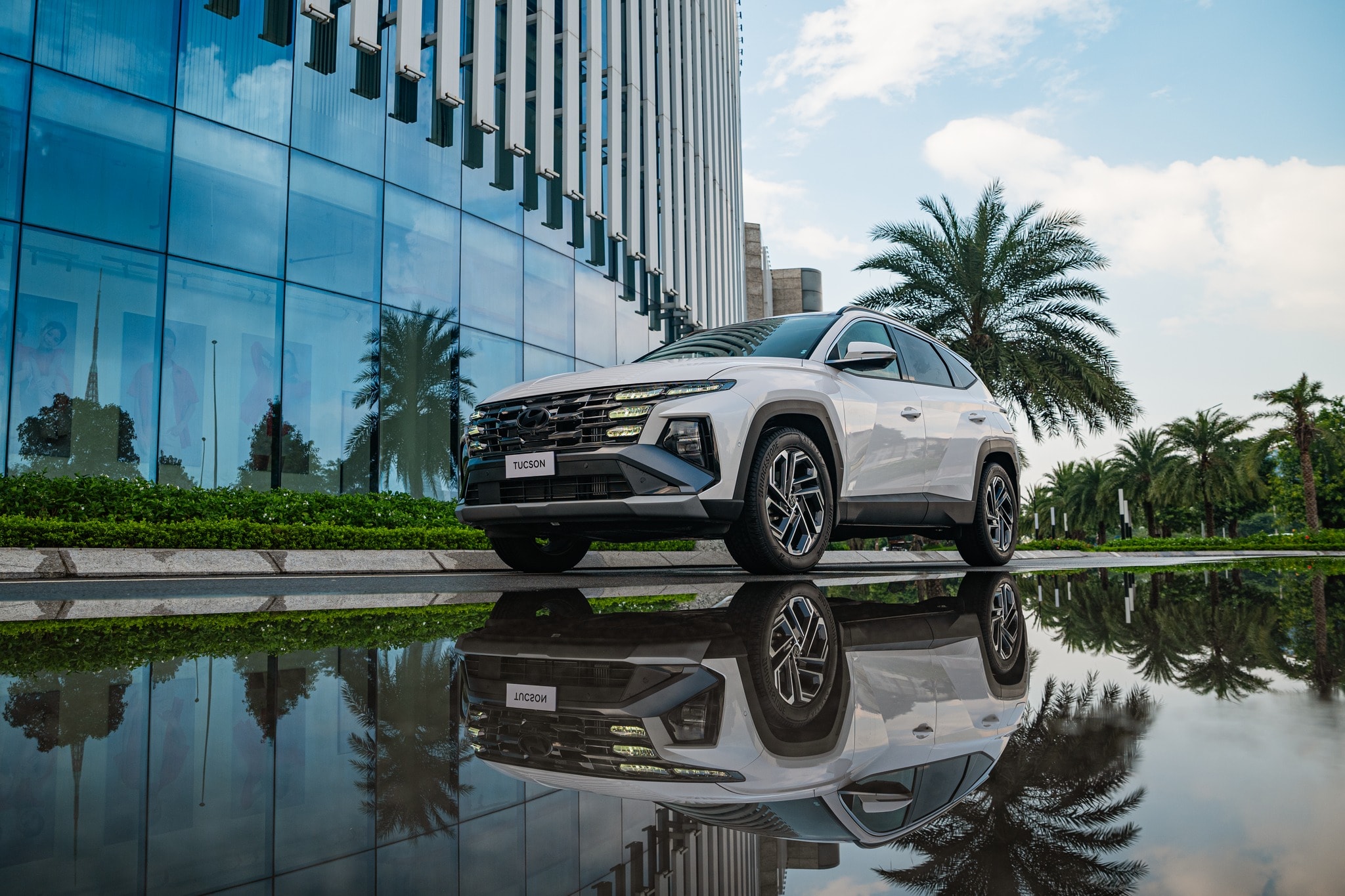 Gương chiếu hậu chỉnh điện, gập điện và tích hợp đèn báo rẽ Hyundai Tucson